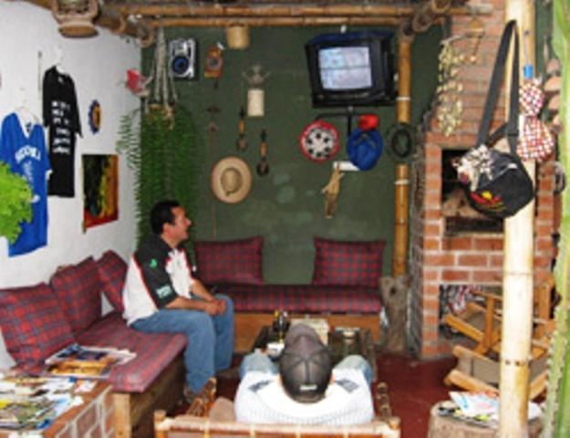 Blue House Backpackers Hostel ลิมา ภายนอก รูปภาพ
